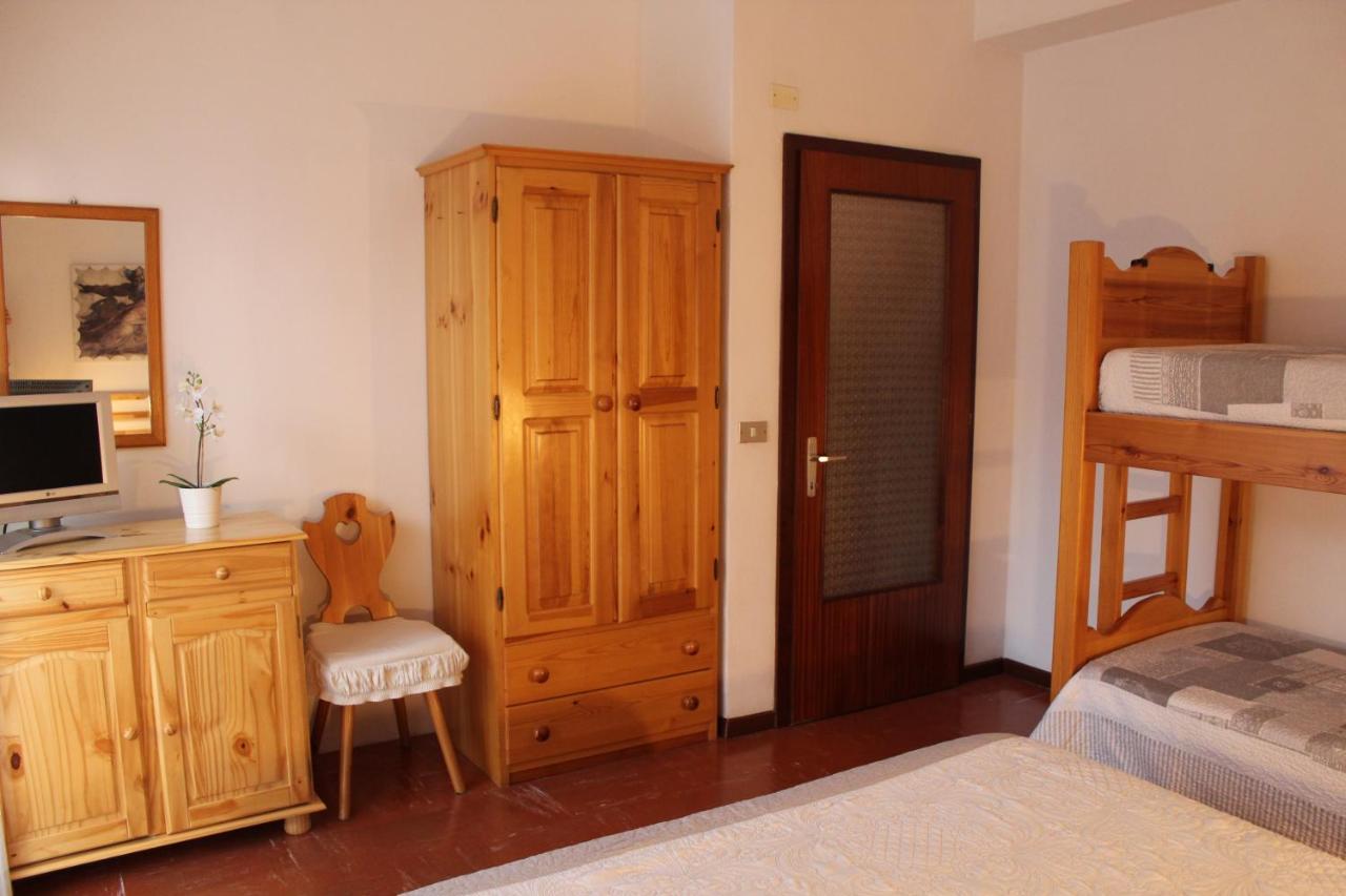 Appartamenti Pedrini Comano Terme Buitenkant foto